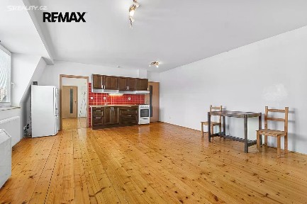 Pronájem bytu 2+kk 71 m² Karla Steinera, Plzeň - Skvrňany