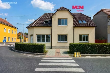 Prodej činžovního domu 176 m²