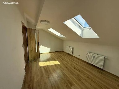 Pronájem bytu 1+1 51 m² Geislerova, Olomouc - Hodolany
