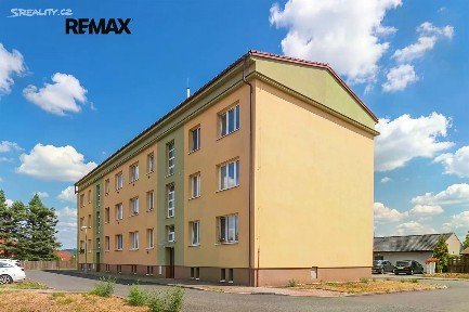 Prodej bytu 2+1 50 m² K Chlumu, Dýšina