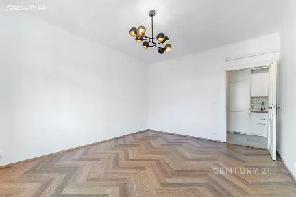 Pronájem bytu 2+1 52 m² Čestmírova, Praha - Nusle