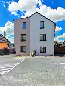 Prodej bytu 2+kk 48 m² Husovo náměstí, Sezemice