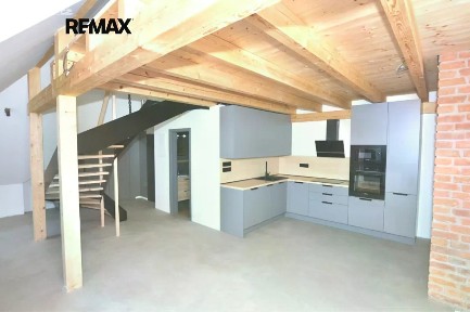 Pronájem bytu atypický 73 m² Slovanská, Plzeň - Východní Předměstí