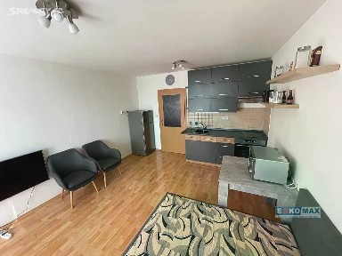 Pronájem bytu 1+kk 34 m² Seniorů, Břeclav