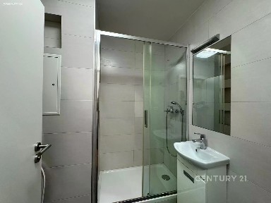 Prodej bytu 1+kk 30 m² Pod Lysinami, Praha - Hodkovičky
