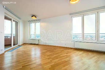 Pronájem bytu 3+kk 90 m²