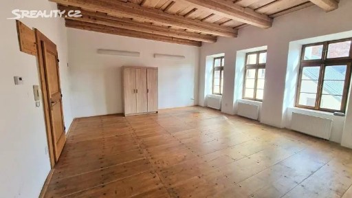 Pronájem bytu 2+kk 60 m² Husova, Jihlava