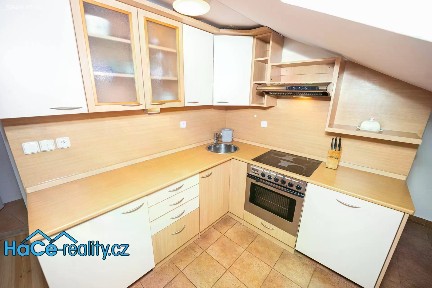 Pronájem bytu 2+kk 70 m² Ke Splavu, Hradec Králové - Svinary