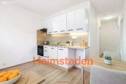 Pronájem bytu 2+1 52 m² Školská, Karviná - Ráj