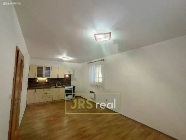 Pronájem bytu 2+kk 37 m² Velké Pavlovice