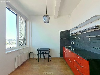 Pronájem bytu 1+kk 22 m² Bartoškova, Praha - Nusle