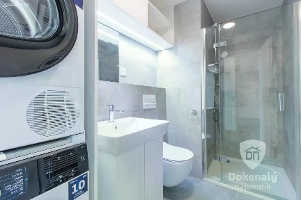 Pronájem bytu 2+kk 37 m² Arnošta Valenty, Praha - Černý Most