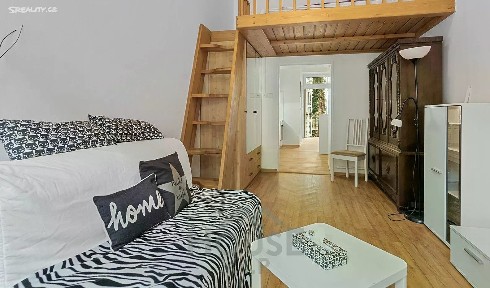 Pronájem bytu 1+1 32 m² Na Celné, Praha - Smíchov