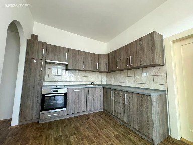 Pronájem bytu 3+1 80 m² Nádražní, Ostrava - Moravská Ostrava
