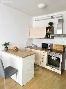 Prodej bytu 1+kk 39 m² Podkovářská, Praha - Vysočany