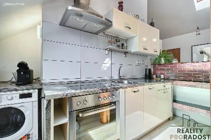 Prodej bytu 3+kk 67 m² U Hřiště, Ostrava - Zábřeh
