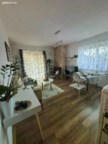 Pronájem bytu 2+kk 51 m² Jilmová, Holubice - Kozinec
