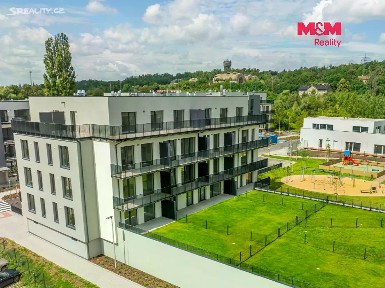 Prodej bytu 1+kk 25 m² Kladno