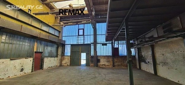 Pronájem skladového prostoru 216 m² V Chotejně, Praha - Hostivař