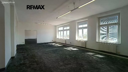 Pronájem kanceláře 319 m² Holečkova, Praha - Smíchov