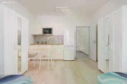 Pronájem bytu 1+kk 27 m² Technická, Plzeň - Jižní Předměstí