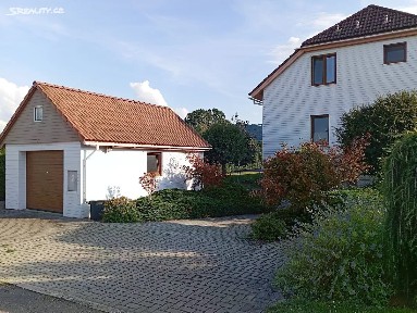 Prodej rodinného domu 224 m², pozemek 2062 m² Hnojník
