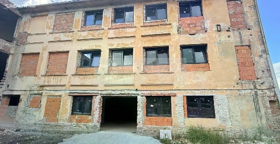 Prodej skladového prostoru 573 m² Skalná