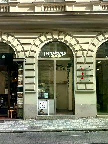 Prodej obchodního prostoru 21 m² Dlážděná, Praha - Nové Město