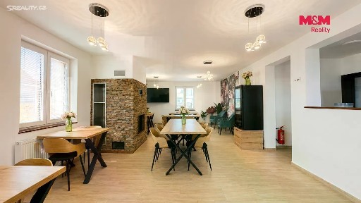 Prodej ubytovacího zařízení 440 m²