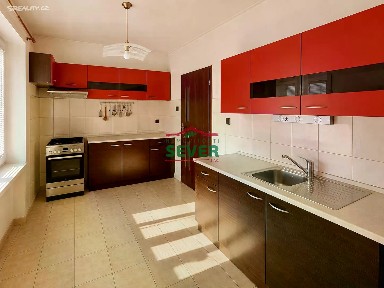 Prodej rodinného domu 194 m², pozemek 1354 m² Liběšice