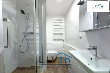 Pronájem bytu 2+1 44 m² Trnkova, Olomouc - Nové Sady