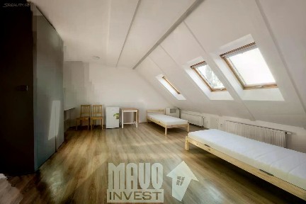 Pronájem bytu atypický 56 m² Hořejší nábřeží, Praha - Smíchov