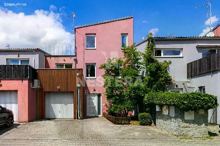 Prodej rodinného domu 198 m², pozemek 272 m² Konopišťská, Šestajovice