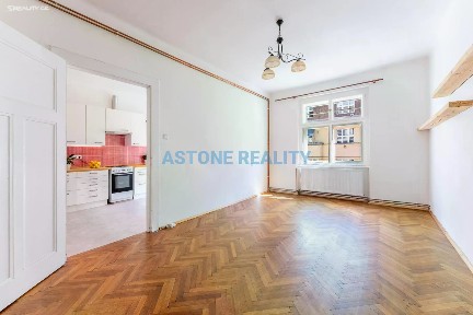 Prodej bytu 3+1 85 m² Čáslavská, Praha - Vinohrady