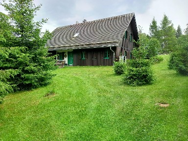 Prodej vícegeneračního domu 200 m², pozemek 2500 m² Srní