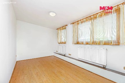 Pronájem bytu 1+kk 38 m²