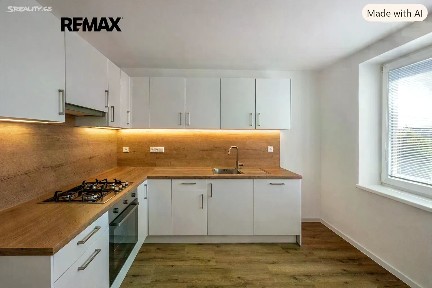 Pronájem bytu 3+1 65 m² Varenská, Ostrava - Moravská Ostrava