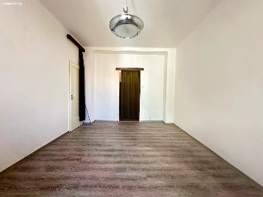 Pronájem bytu 2+1 57 m² Bubenská, Praha - Holešovice