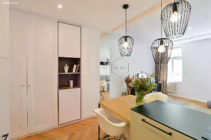 Pronájem bytu 1+kk 35 m² Cimburkova, Praha - Žižkov