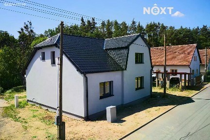 Prodej rodinného domu 164 m², pozemek 375 m² Srch - Hrádek