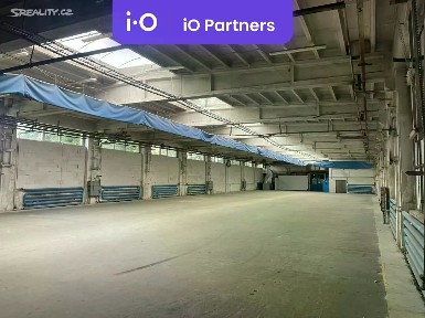 Pronájem skladového prostoru 5000 m² U Továren, Praha - Hostivař