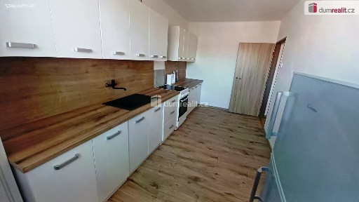 Pronájem bytu 3+1 78 m² Purkyňova, Ústí nad Labem - Střekov