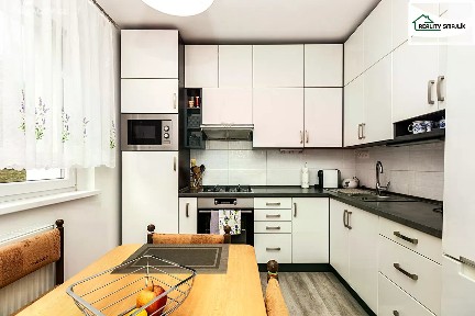 Prodej bytu 3+1 71 m² Dvořákova, Cheb