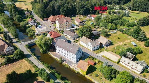 Prodej obchodního prostoru 422 m²