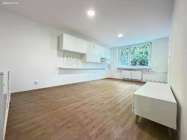 Pronájem bytu 3+1 74 m² Kpt. Nálepky, Otrokovice - Kvítkovice