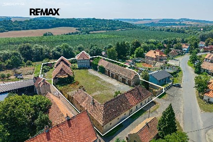 Prodej vícegeneračního domu 400 m², pozemek 6191 m² Blšany - Liběšovice