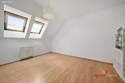 Pronájem bytu 3+kk 105 m² Na Hrázce, Hradec Králové - Nový Hradec Králové