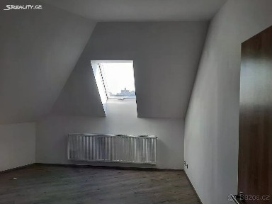 Pronájem bytu 1+kk 30 m² Mařátkova, Ostrava - Hulváky
