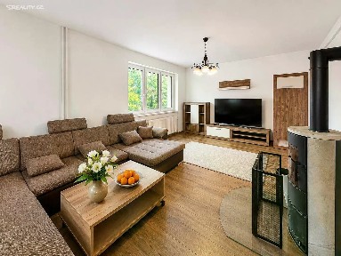 Prodej rodinného domu 234 m², pozemek 793 m² Nalžovice