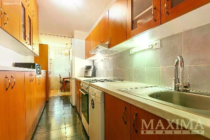 Prodej bytu 3+1 71 m² Kytlická, Praha - Prosek